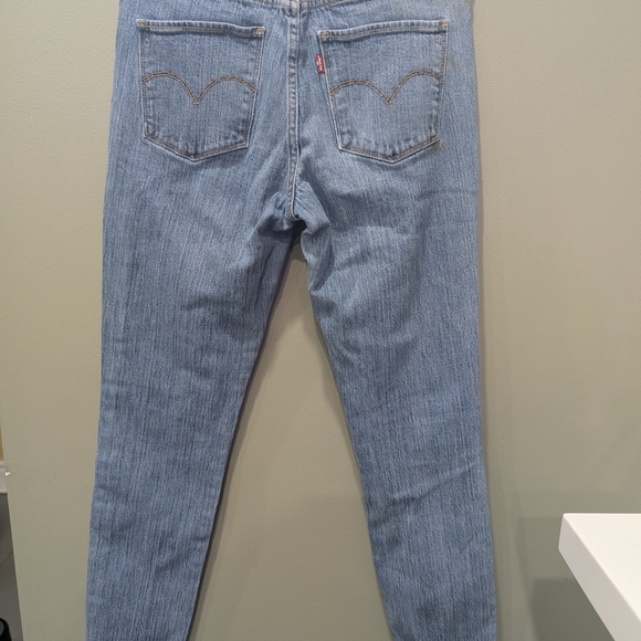 Levi's Light Blue Straight Leg Jeans for Women - Picture 3 of 6